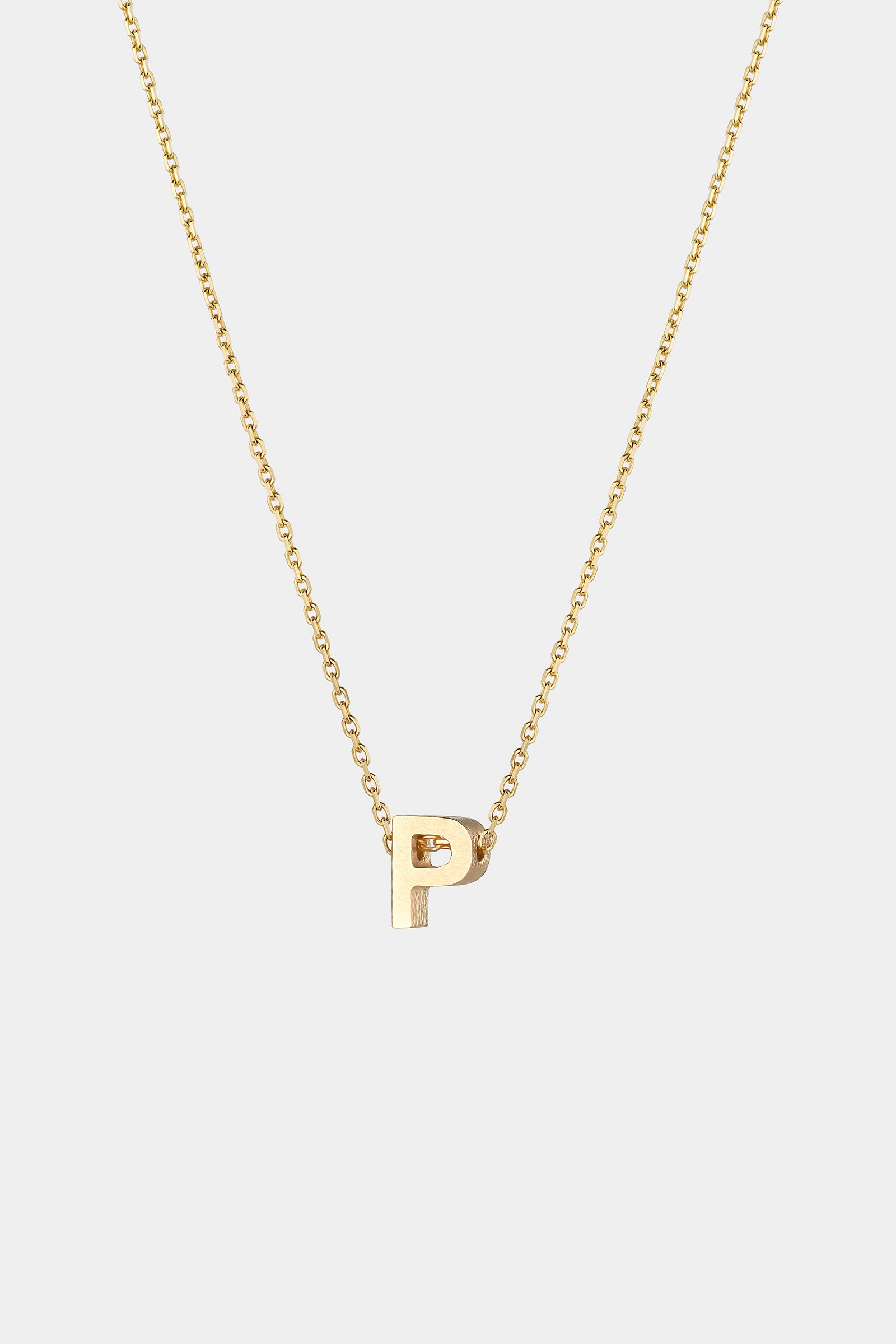 THE LETTER AUKSINĖ GRANDINĖLĖ SU DIDESNIU RAIDELĖS PAKABUKU