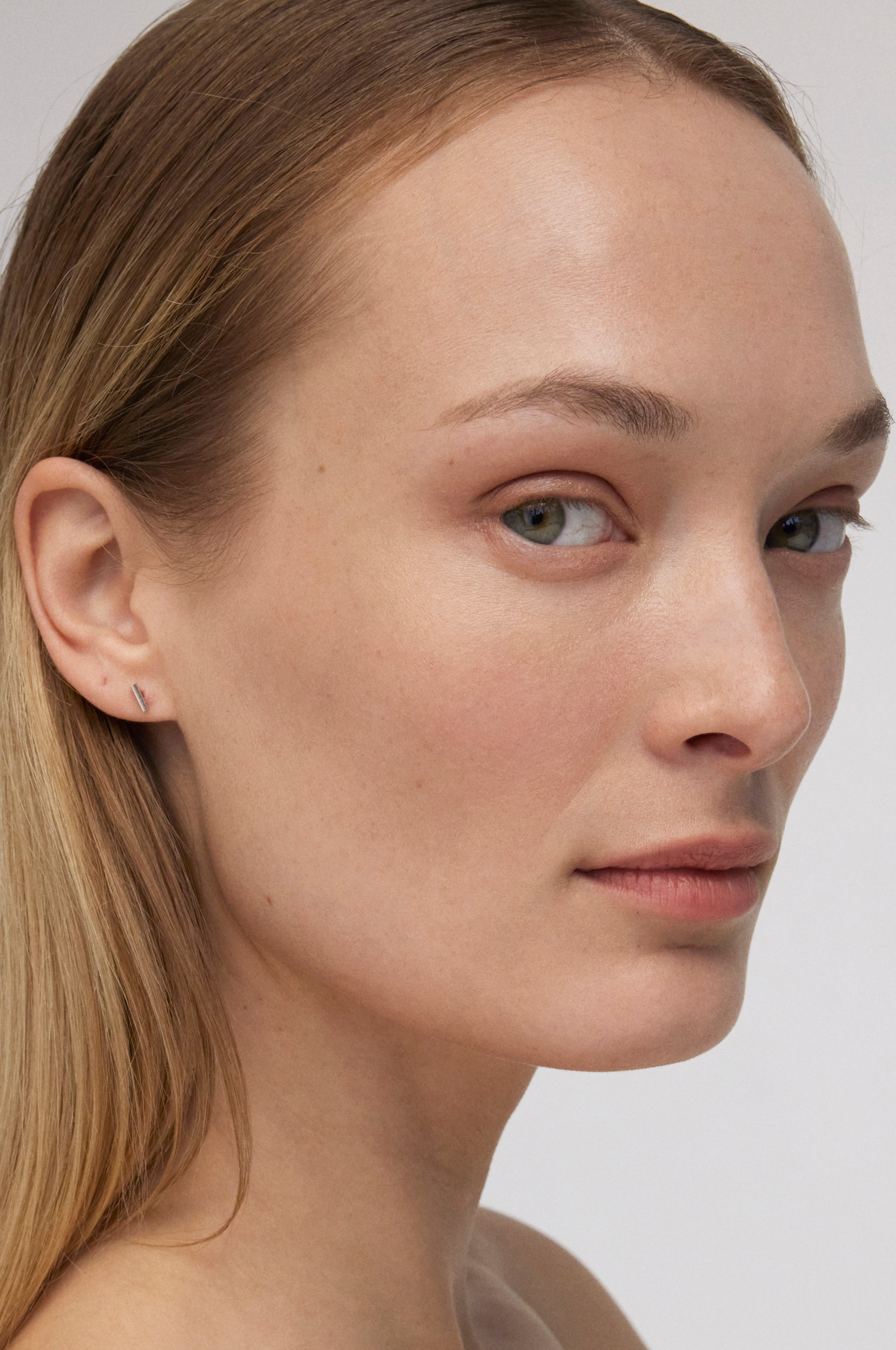 FORM AUSKARAS SU AUKSO JUOSTELE, 6 MM