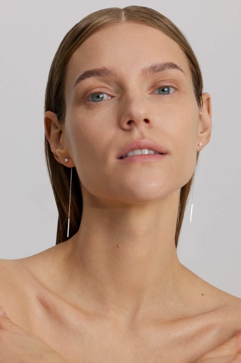 STELLAR AUSKARAS SU BALTU CIRKONIU