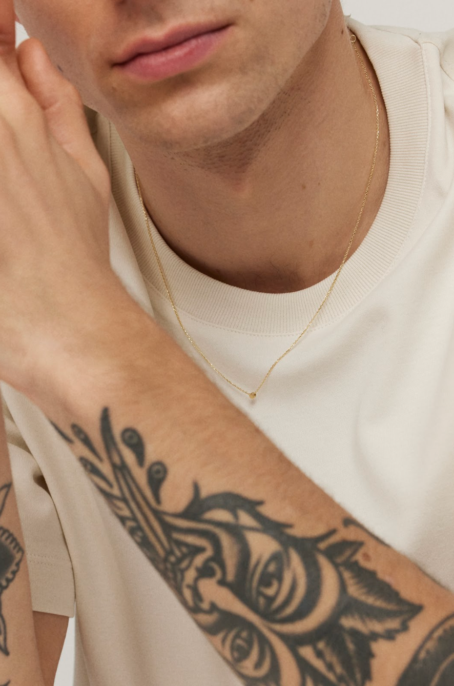 THE DOT AUKSINĖ GRANDINĖLĖ SU PLOKŠČIU PAKABUKU-TAŠKU