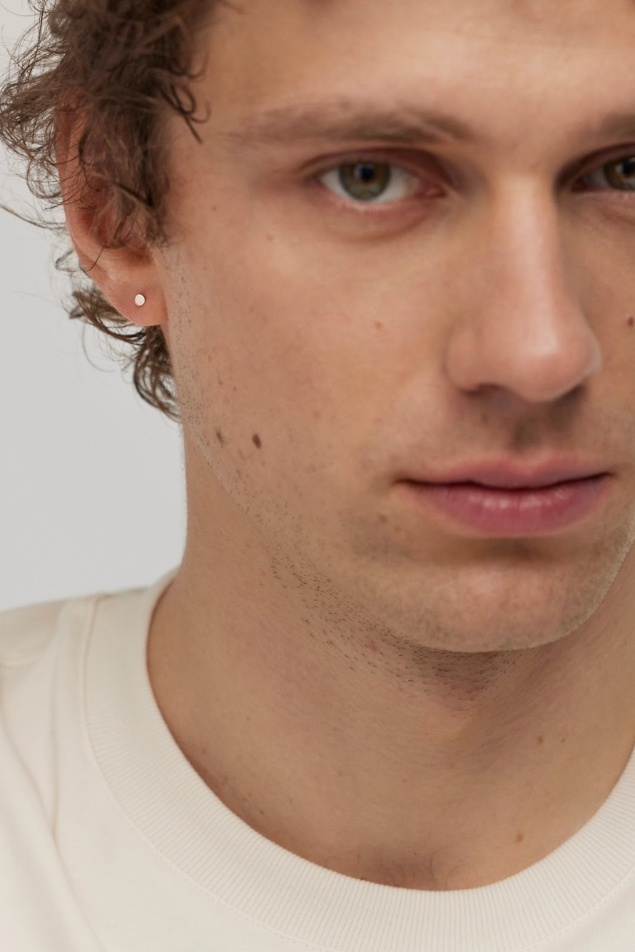 THE DOT SIDABRINIS AUSKARAS SU PLOKŠČIU TAŠKU, 3MM