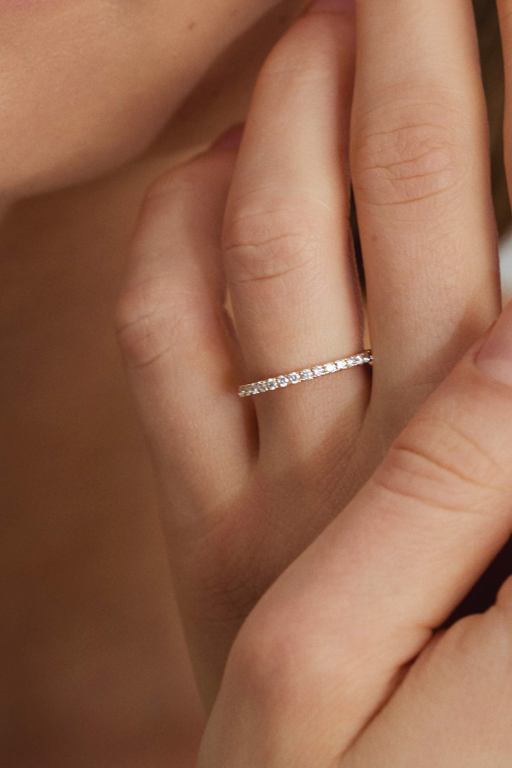 ECLIPSE PUSLANKIO ŽIEDAS SU DEIMANTAIS