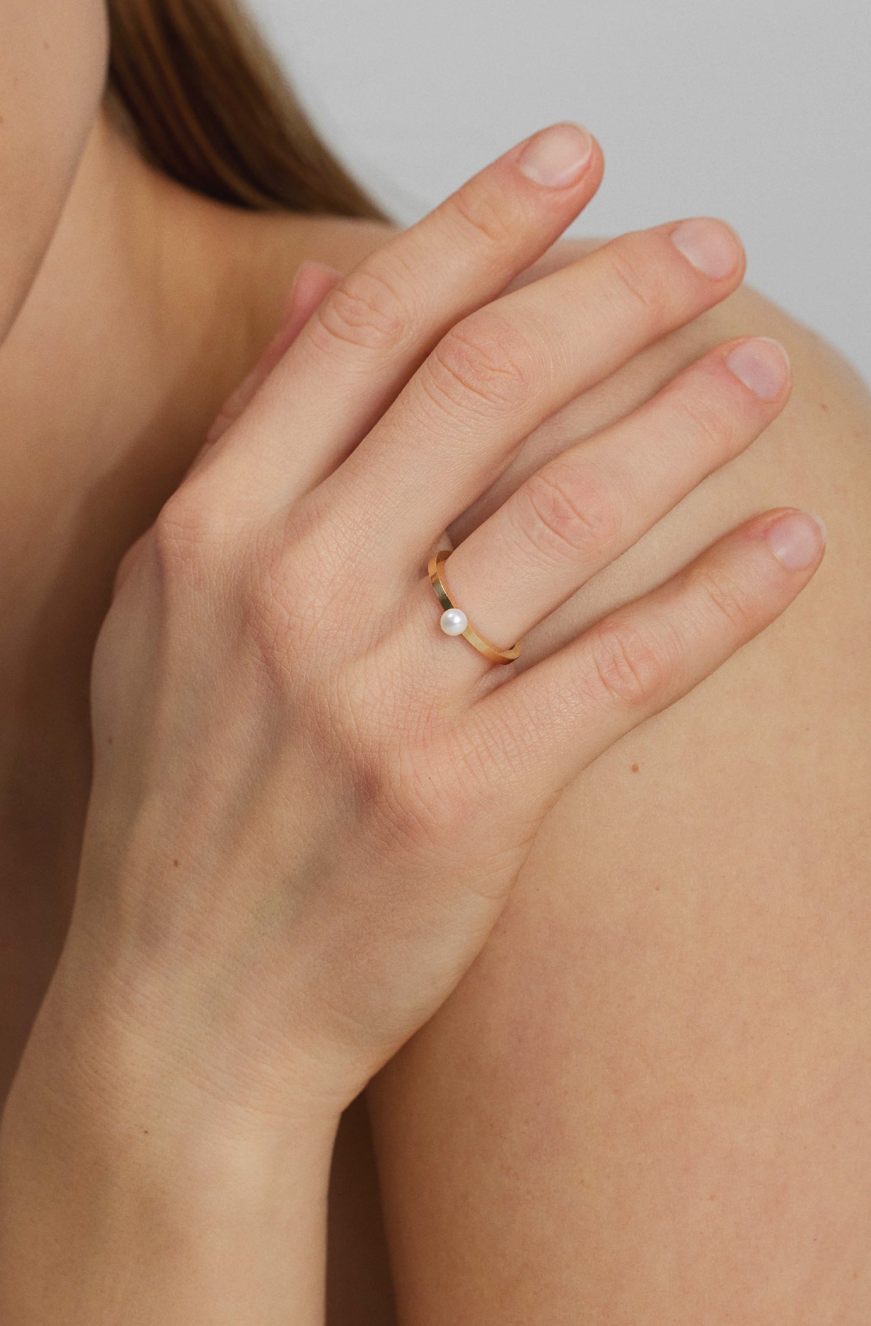 PEARL DIVER AUKSINIS ŽIEDAS SU PERLU