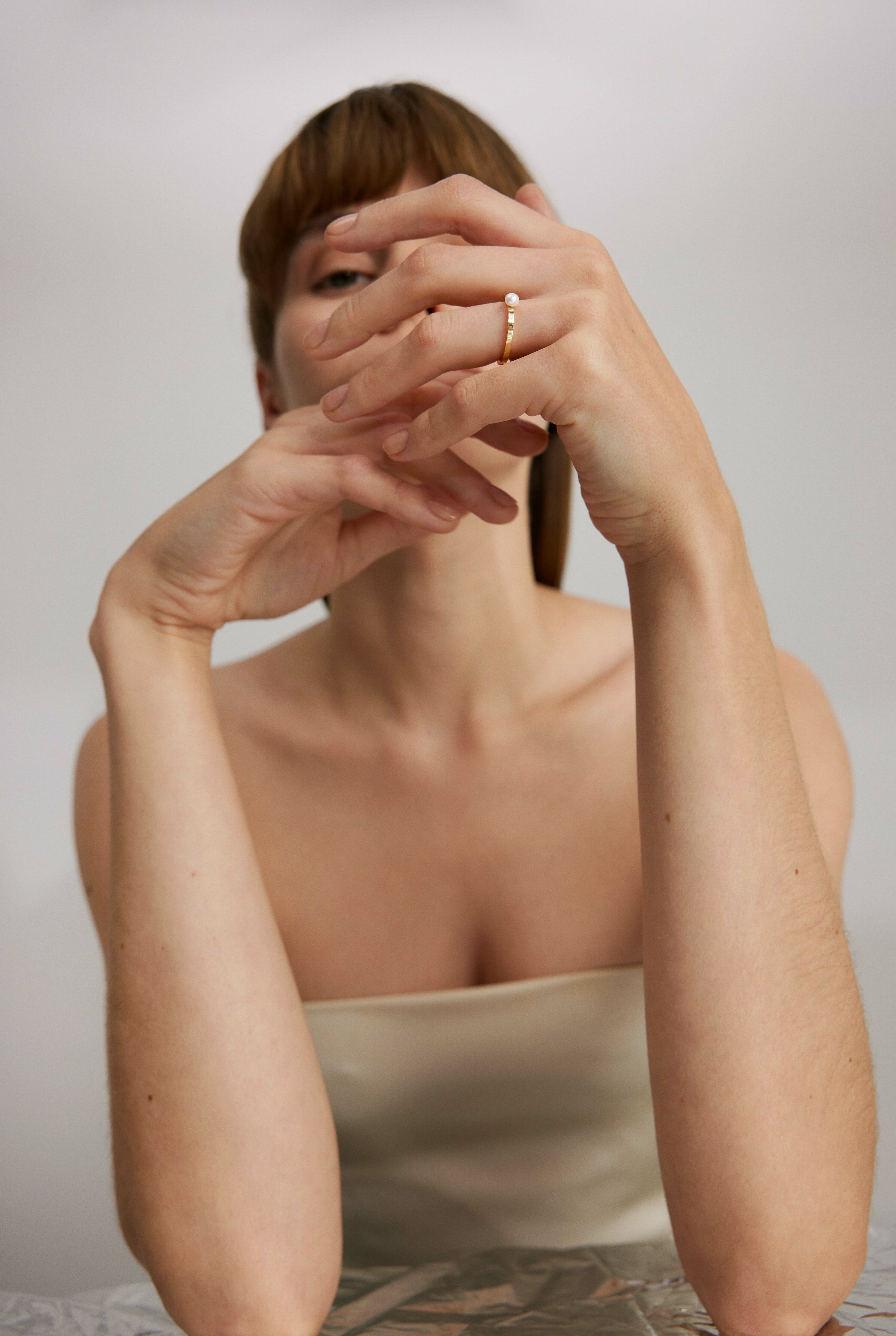 PEARL DIVER AUKSINIS ŽIEDAS SU PERLU