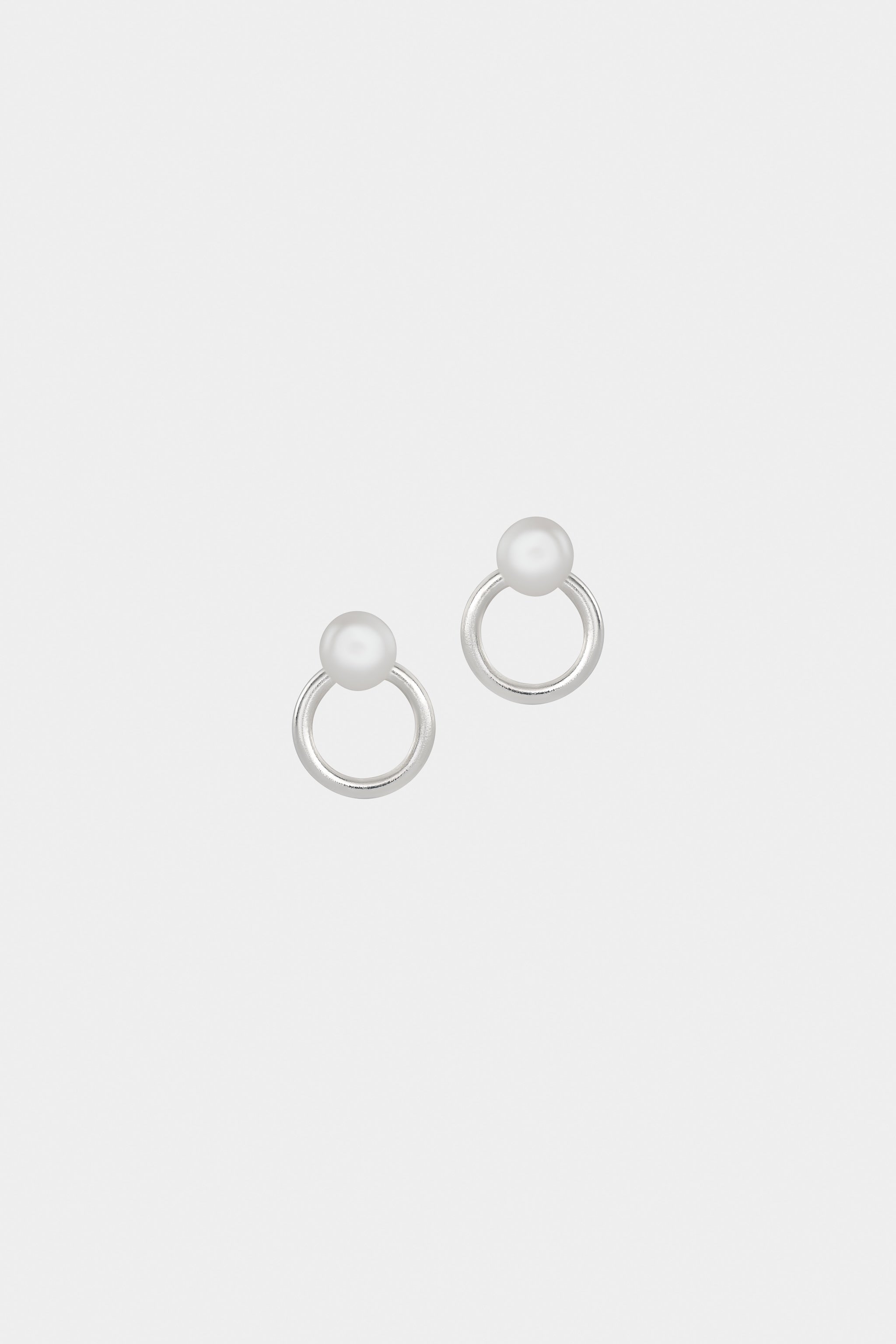 PEARL DIVER PERLO AUSKARAS ŽIEDO IŠORĖJ, 6 MM