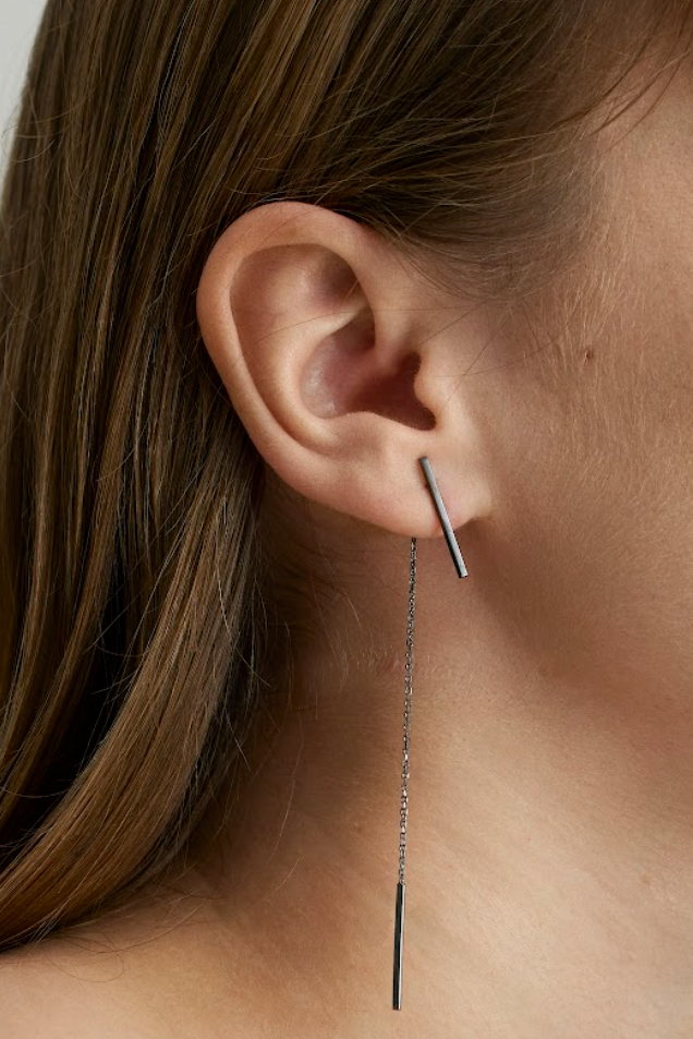 FORM ABSTRAKTUS JUOSTELĖS IR GRANDINĖLĖS AUSKARAS